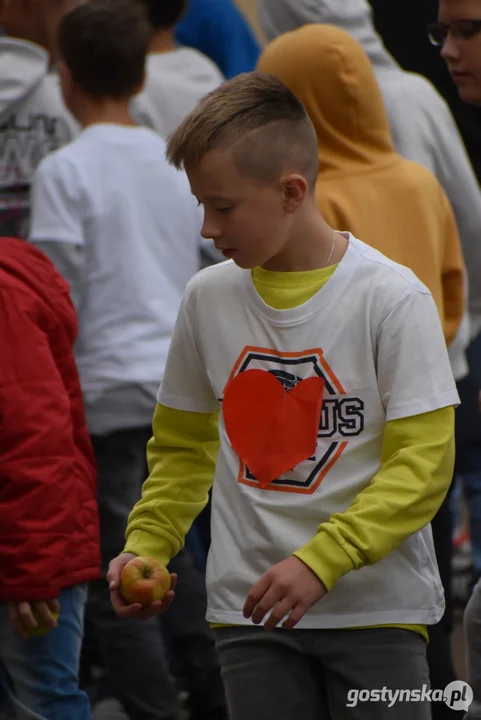 Akcja "Czytamy z Sercem" w Szkole Podstawowej w Krobi