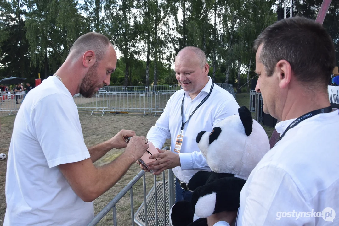 Dni Krobi 2024. Występy dzieci oraz licytacja dla Bartka Rokickiego