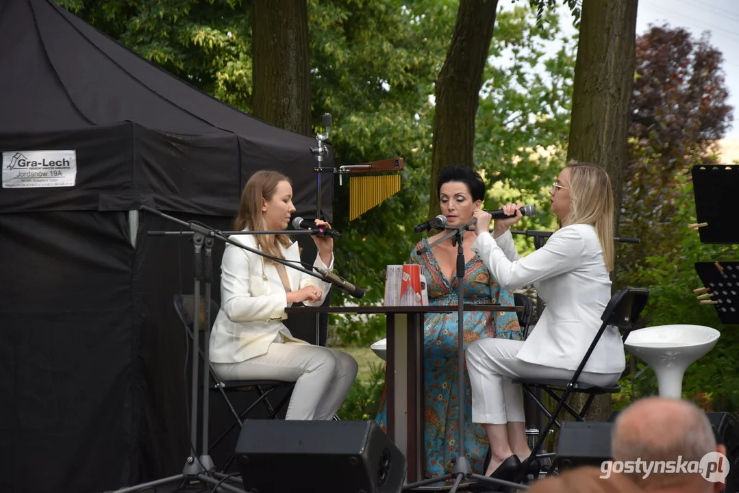 Fontanna pełna muzyki - jubileuszowy koncert zespołu Trio w Borku Wlkp.