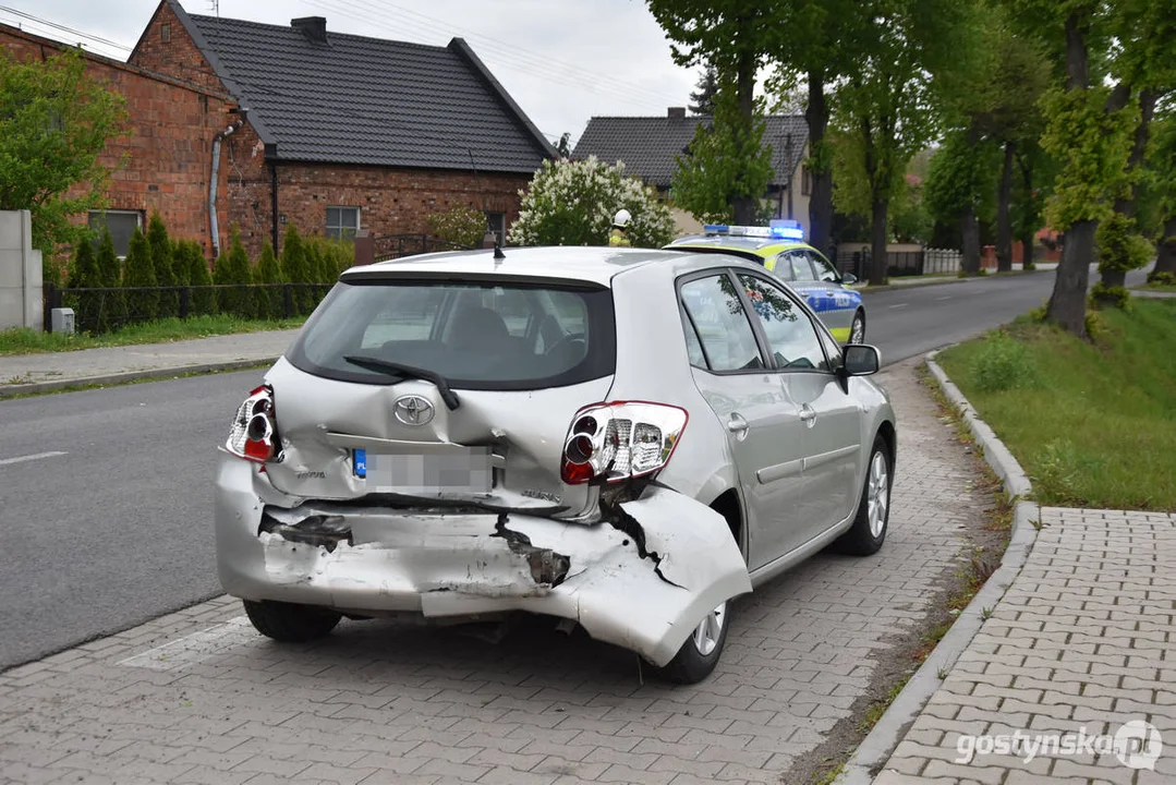 Zderzenie dwóch samochodów w Siedlcu (gm. Pępowo)