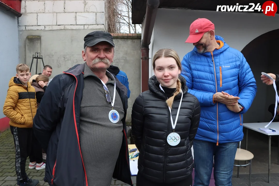 Uczniowie szkoły w Sarnowie łowili ryby