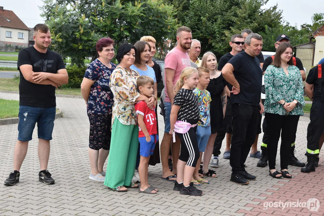 Spotkanie edukacyjno-prezentacyjne w remizie OSP Kromolice - jak używać defibrylatora?