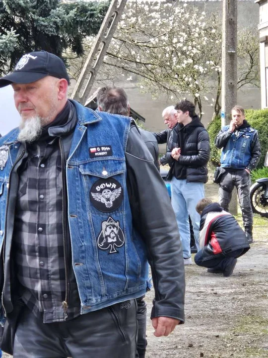 Motocykliści z błogosławieństwem proboszcza rozpoczęli sezon w Mieszkowie