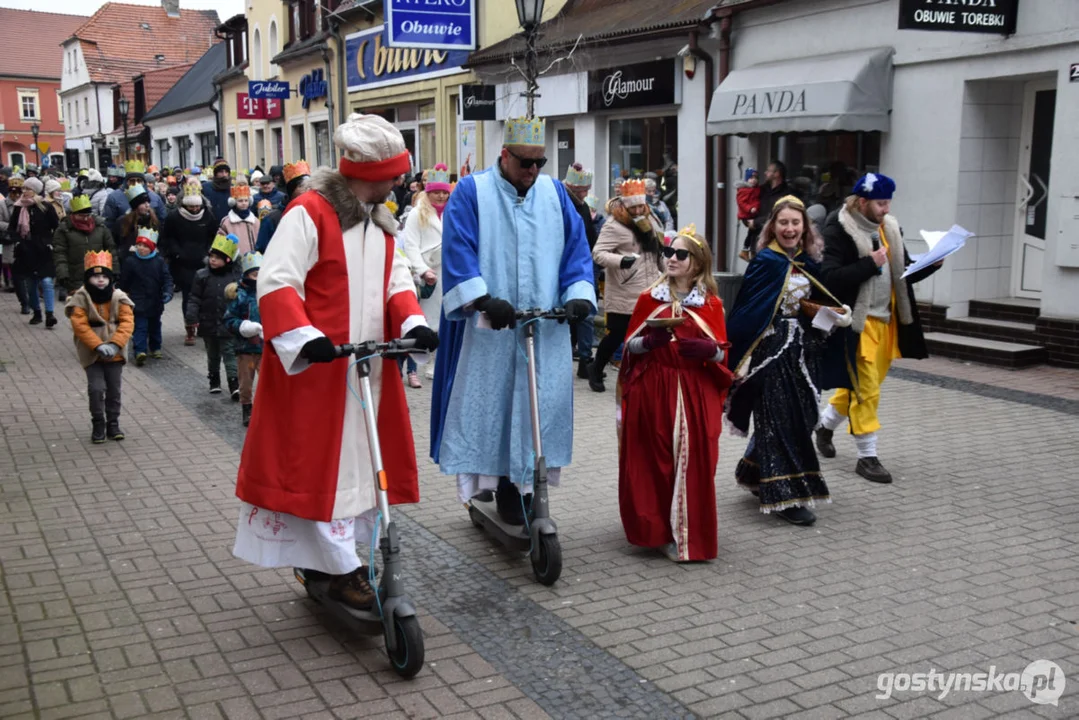 "W jasełkach leży" - Orszak Trzech Króli na ulicach Gostynia