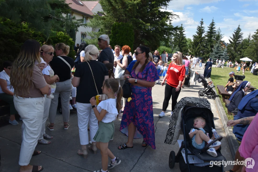 Pierwszy festyn z bł. Edmundem Bojanowskim, przy ochronce Sióstr Służebniczek w Podrzeczu