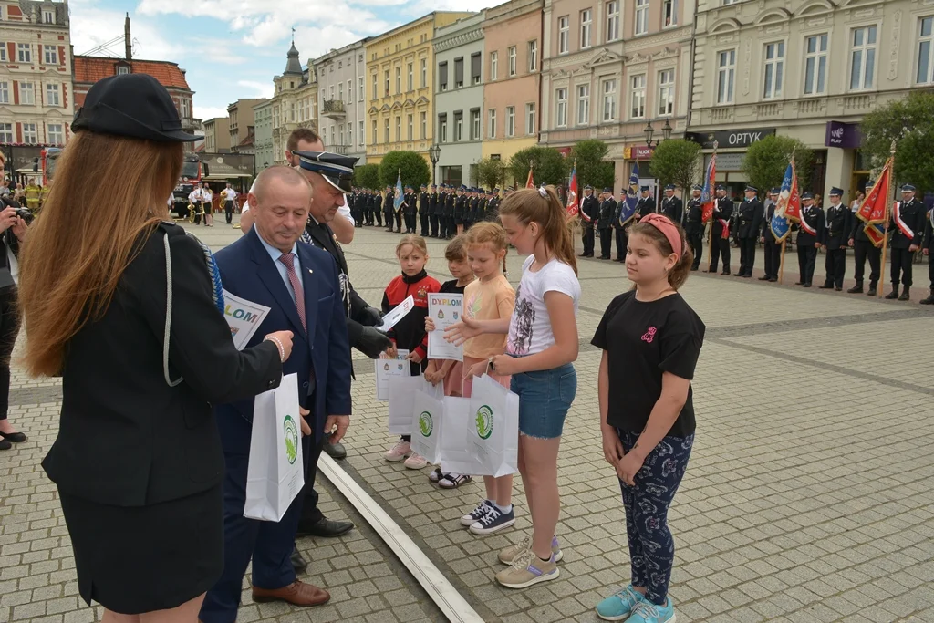 Krotoszyn. Powiatowe obchody Dnia Strażaka 2024