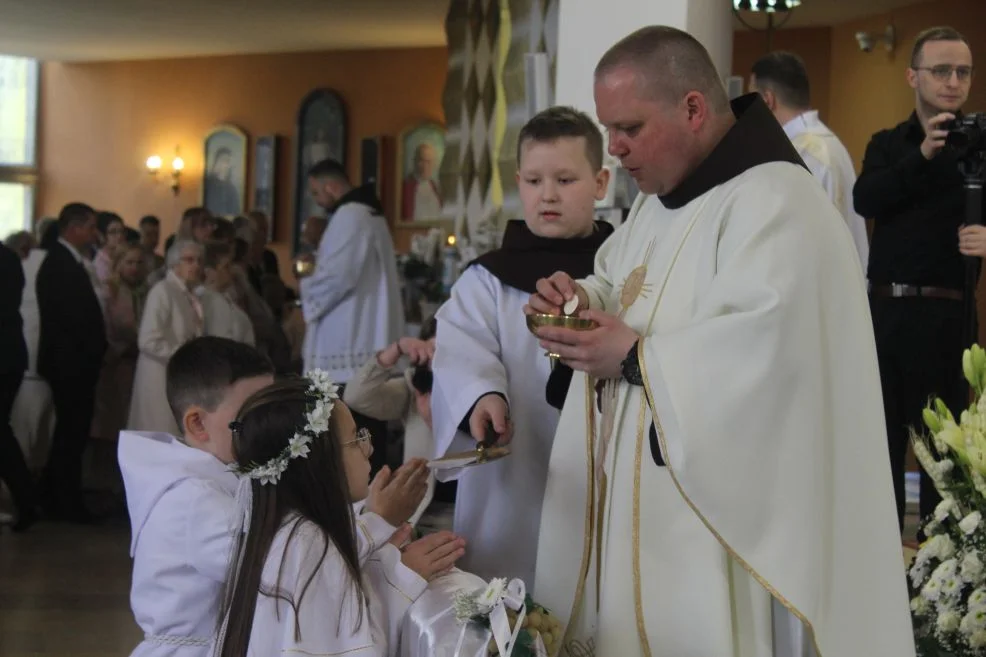 Pierwsza Komunia Święta w parafii św. Antoniego Padewskiego w Jarocinie