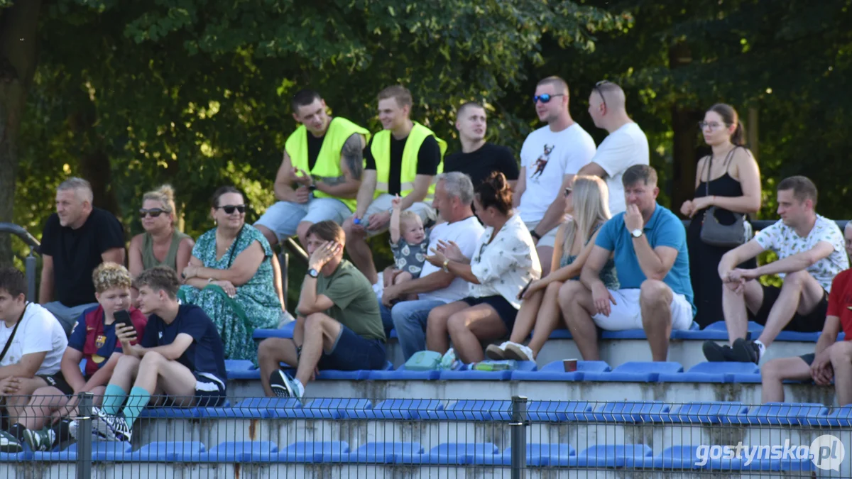 Kania Gostyń - Huragan Pobiedziska 3 : 3