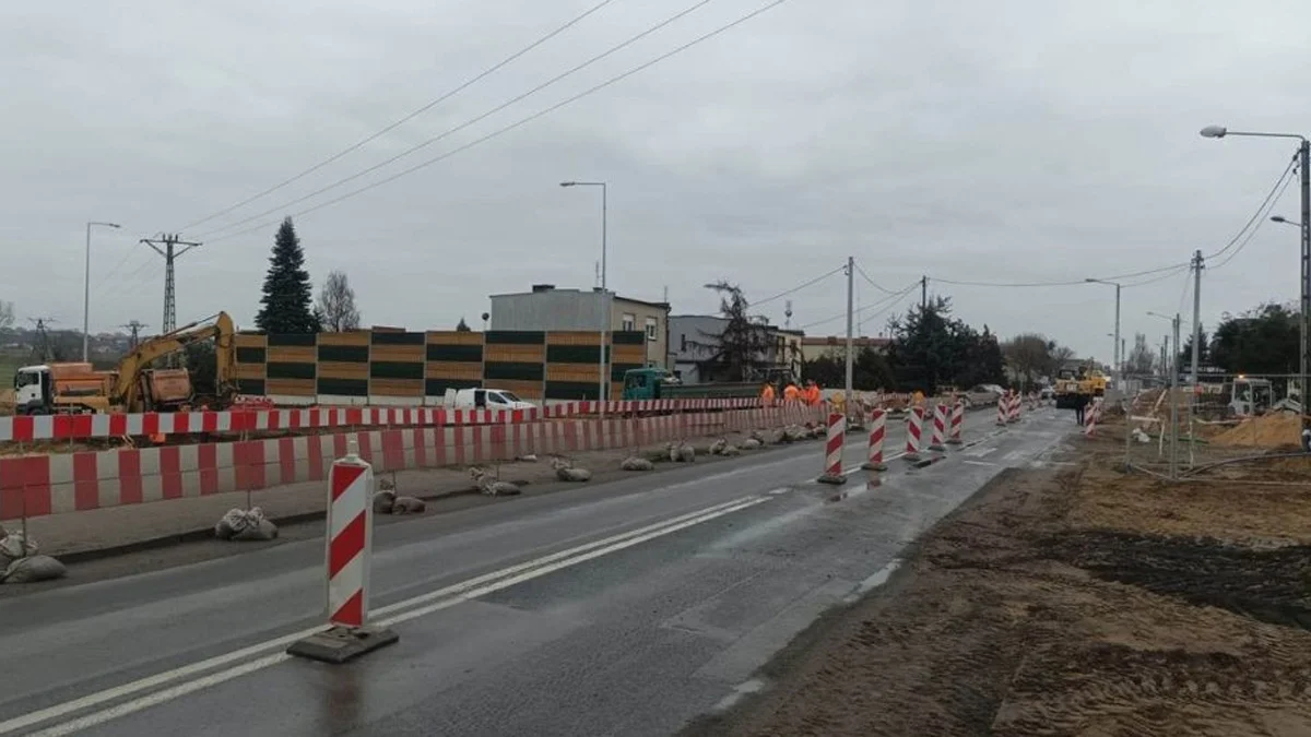Rondo na ul. Poznańskiej w Gostyniu w budowie
