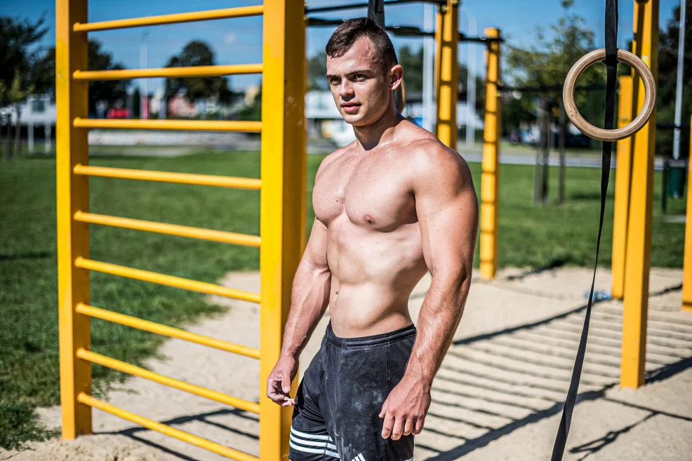 Dawid Adamczak - mistrz świata w kalistenice i street workout