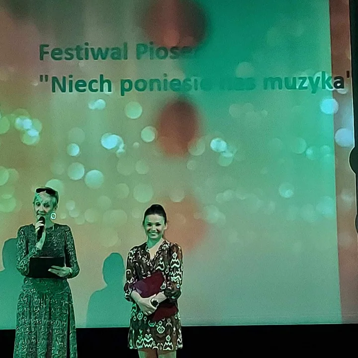 Festiwal Piosenki Rozrywkowej „Niech poniesie nas muzyka” w Krobi