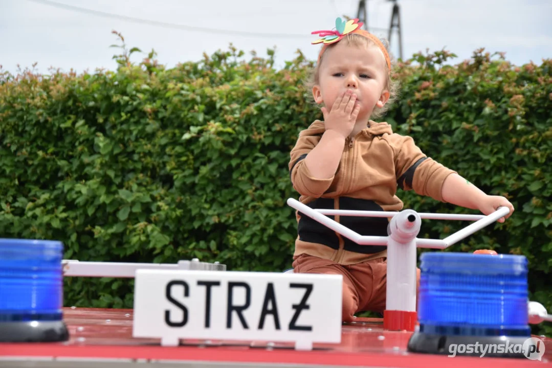 Pielgrzymka strażaków i rodzin strażackich na Świętą Górę. Zielone Świątki 2024 w powiecie gostyńskim