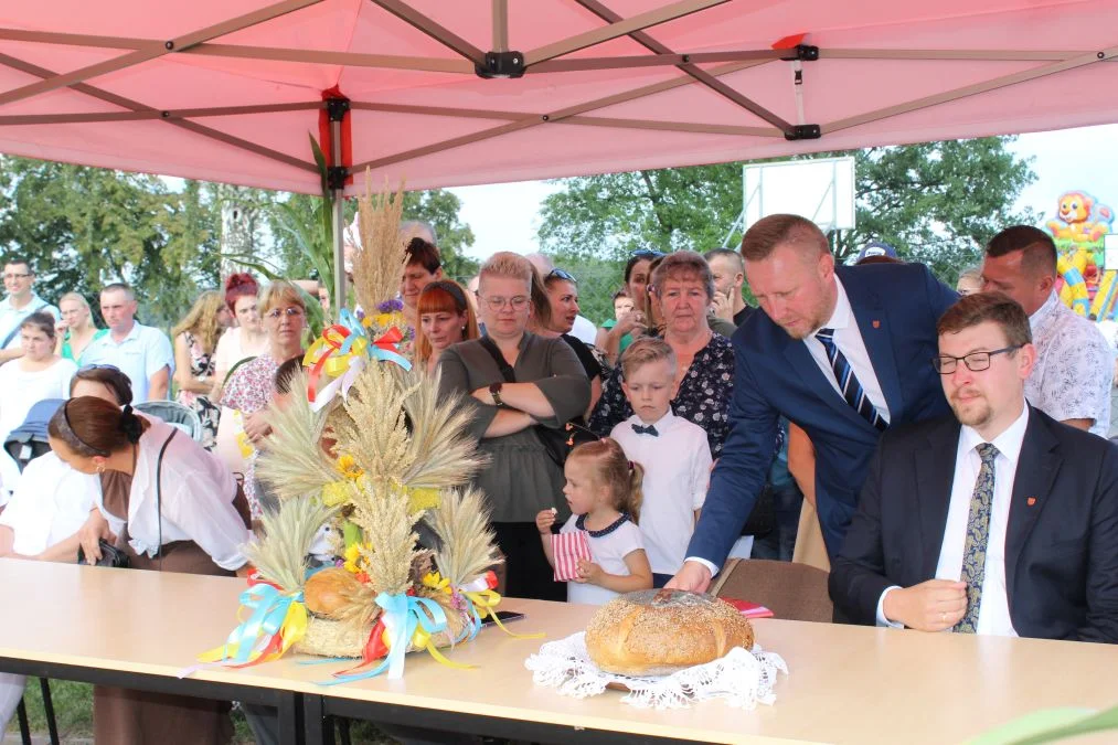 Po dwóch latach przerwy OSP z Dobieszczyzny zorganizowało dożynki