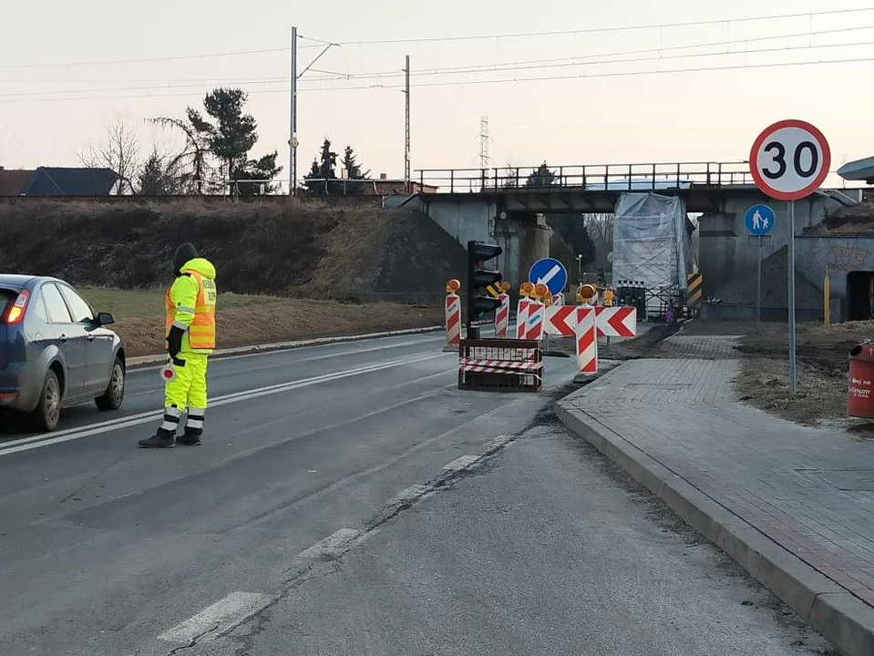 Remont wiaduktu kolejowego w Jarocinie