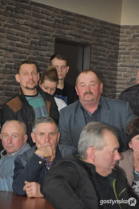 Drugi dzień pikiety rolników - dostawców mleka do Spółdzielni Mleczarskiej w Gostyniu