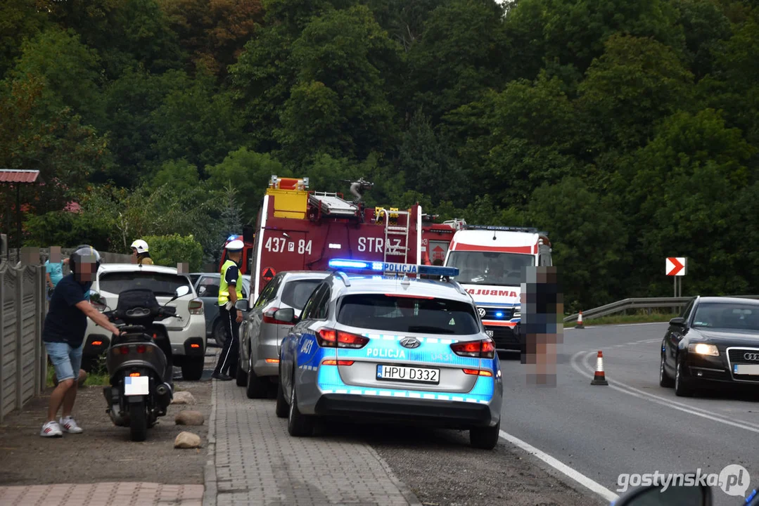 Zderzenie trzech samochodów na DK12