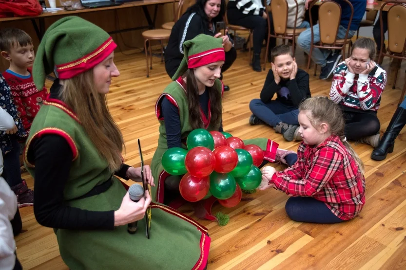 Mikołajki w Choczu z Fundacją Pomocy Dzieciom Humana