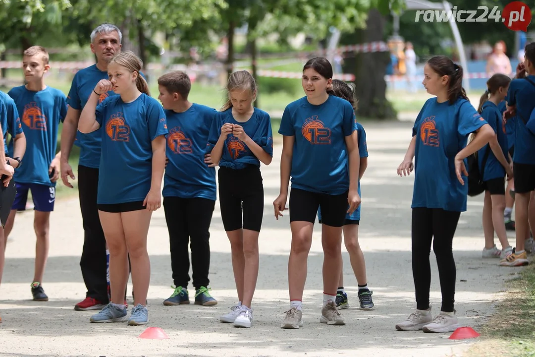 Sztafety szkolne w ramach 24h Rawickiego Festiwalu Sportu