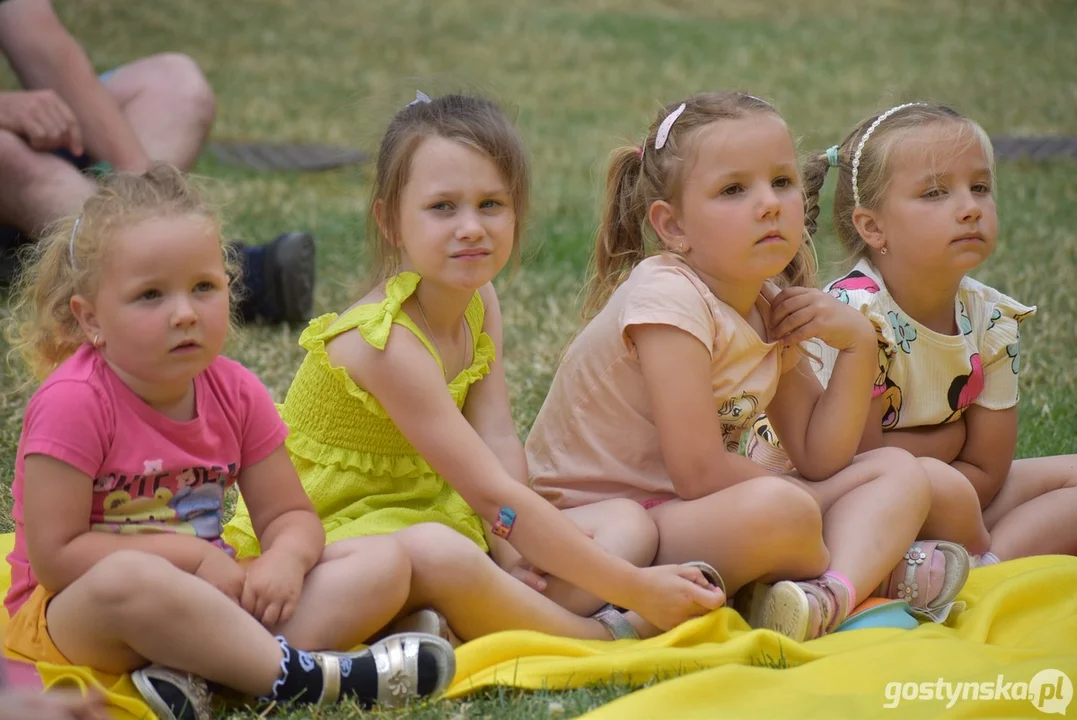 Akcja #TataTeżCzyta2025 na Dzień Ojca w KROB_KULT