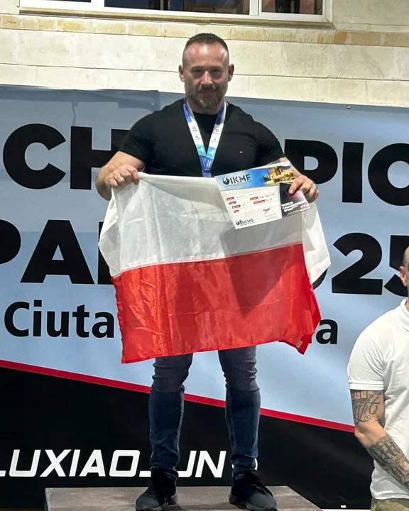 Arkadiusz Świerkowski z Jarocina zdobył złoto na Mistrzostwach Świata IKMF w Hiszpanii!