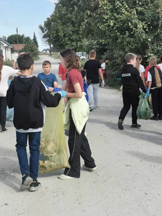 Sprzątanie Świata w Kobylinie