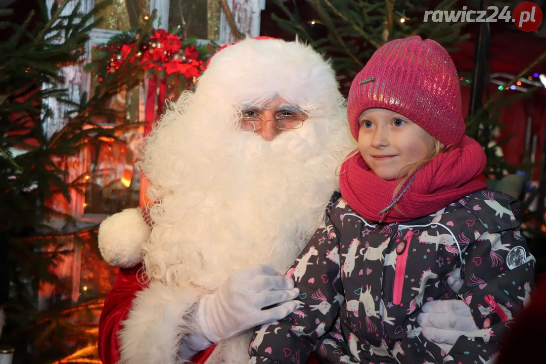 Spotkanie ze Świętym Mikołajem na Rawickim Jarmarku Bożonarodzeniowym