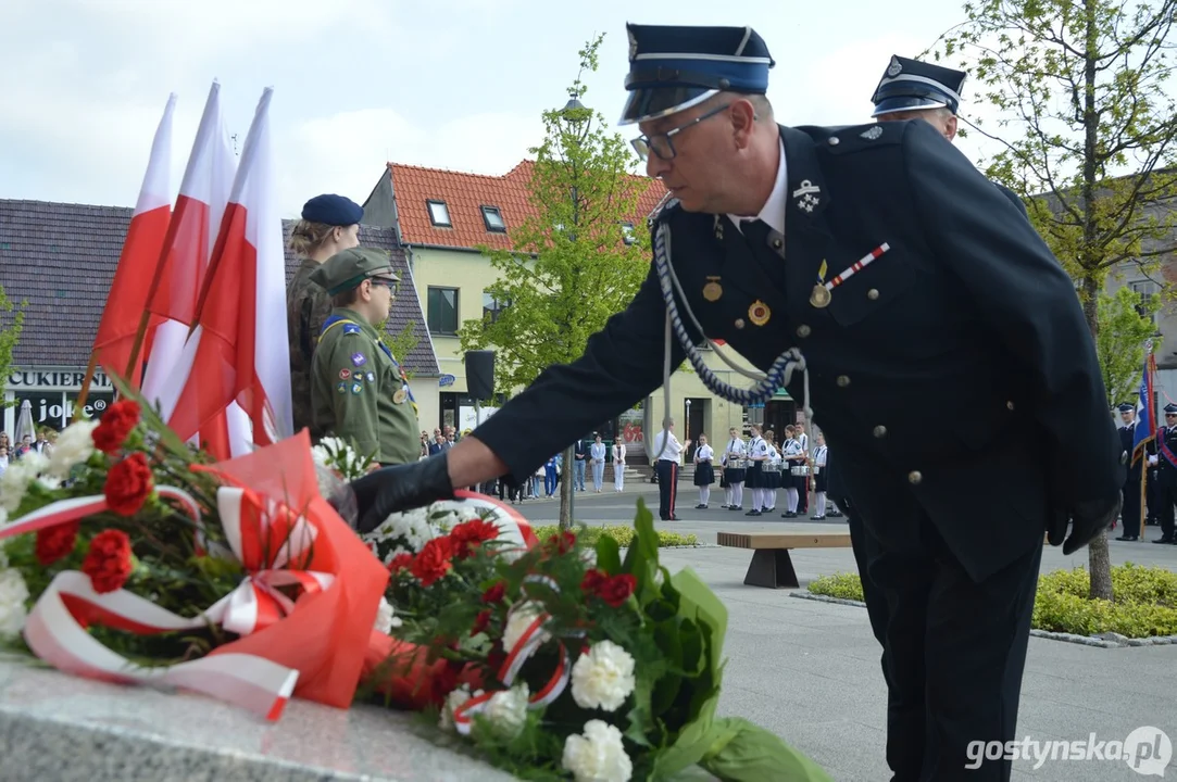 Obchody 234. rocznicy uchwalenia Konstytucji 3 Maja i festyn PRL w Krobi