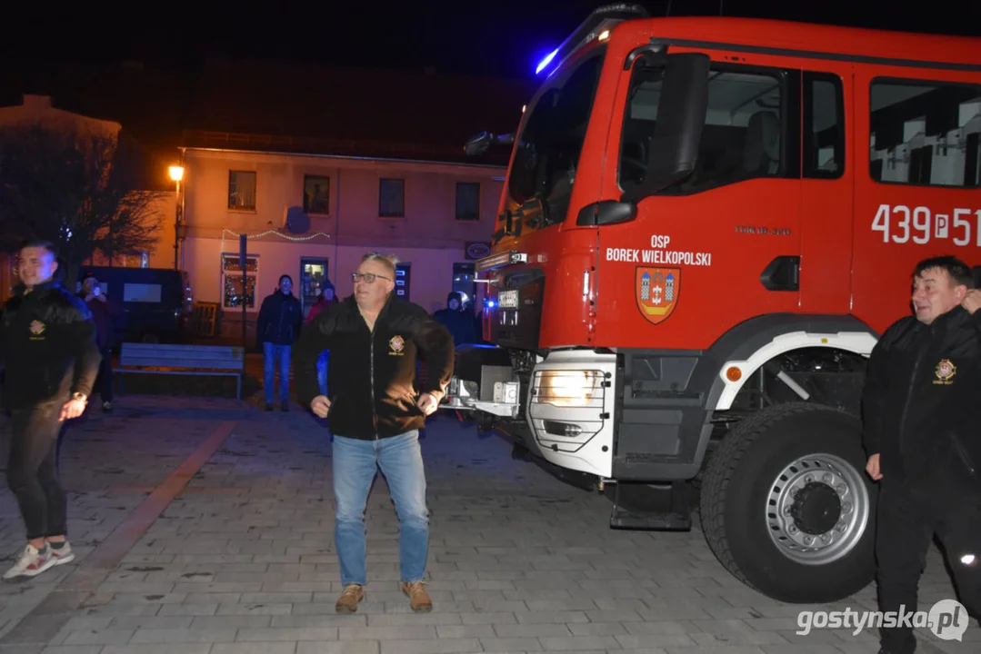 Nowy wóz strażacki MAN dla jednostki Ochotniczej Straży Pożarnej w Borku Wlkp.