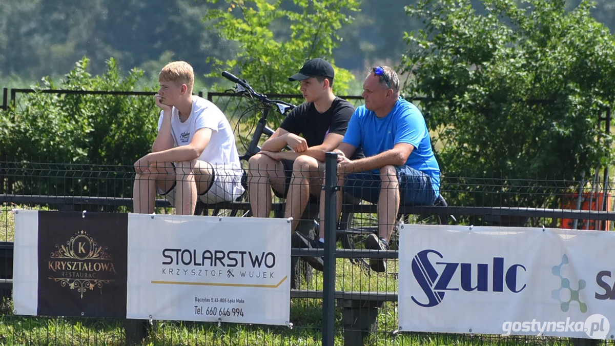 Piast Poniec walczył z liderem trzeciej grupy piątej ligi