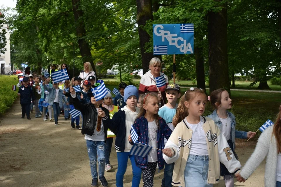 Krotoszyn. Miasteczko europejskie i pochód przedszkolaków