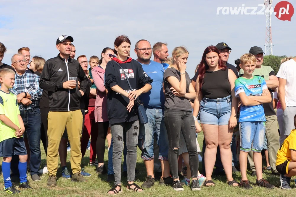 Charytatywny piknik sportowy w Szkaradowie