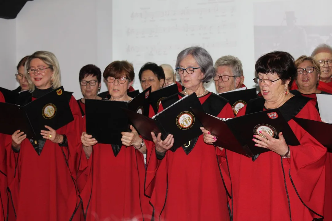 Chór "Barwicki" i Klub "Jarocino" zaprosili jarociniaków do wspólnego śpiewu