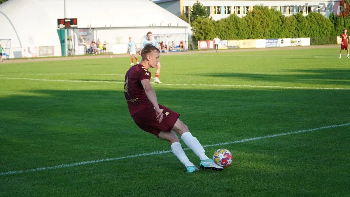 Rawia Rawicz - Orzeł Kawęczyn 0:0