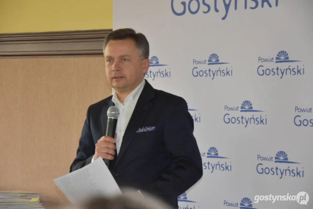 Zarząd Powiatu Gostyńskiego rozdał stypendia młodym sportowcom