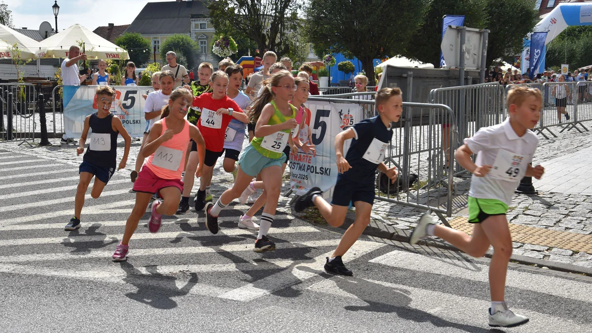 Go5 2025 Gostyń. Dzieci biegają w Gostyniu