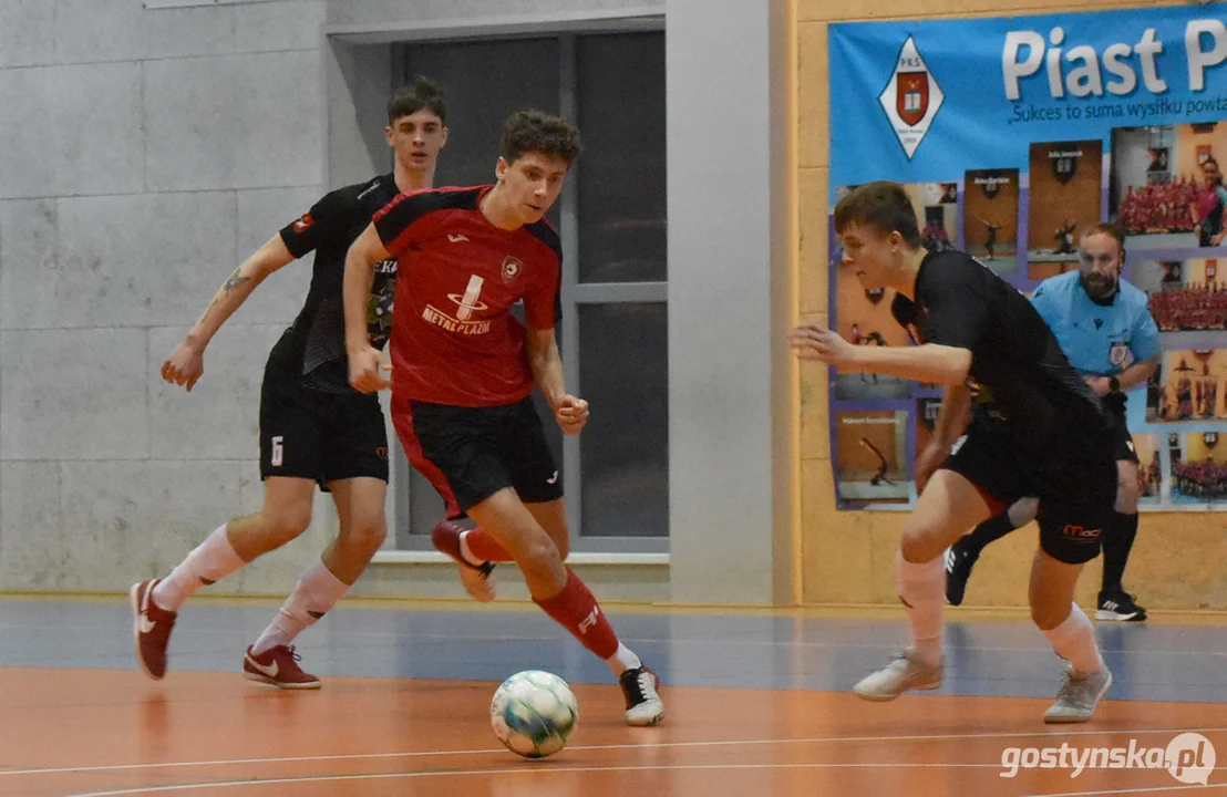 Piast Poniec Futsal Leszno - RED DRAGONS Pniewy II 5 : 4