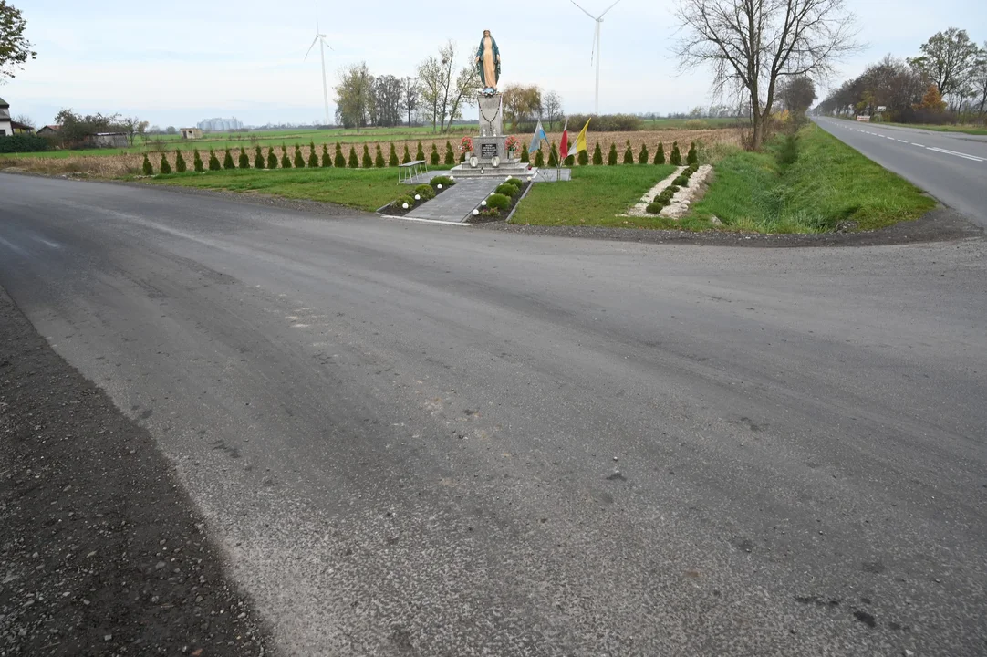 Karmin, Sośnica, Izbiczno... W gminie Dobrzyca zakończył się remont dróg powiatowych [ZDJĘCIA] - Zdjęcie główne