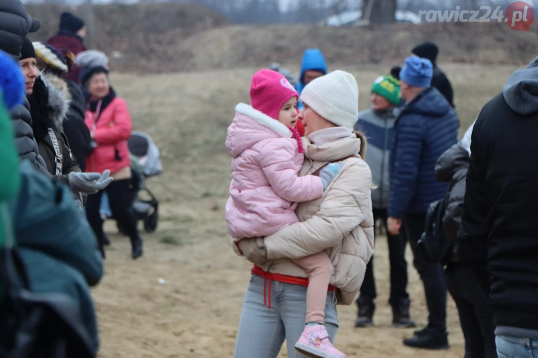 31. Finał WOŚP w Rawiczu. Na poligonie morsy wskoczyły do wody