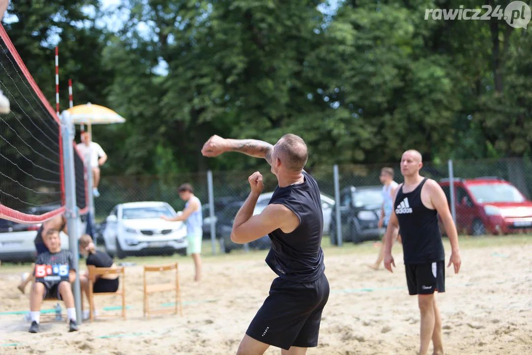 Turniej siatkówki plażowej w Jutrosinie