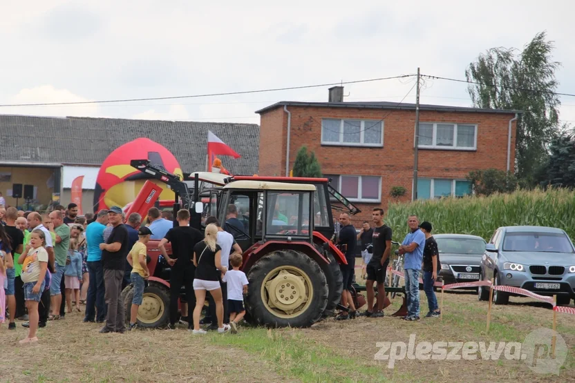 Zlot starych ciągników  wKucharach