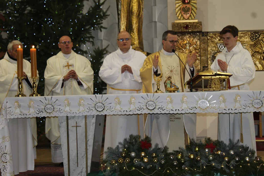 Franciszkanie w Jarocinie rozpoczęli świętowanie 90-lecia z biskupem kaliskim