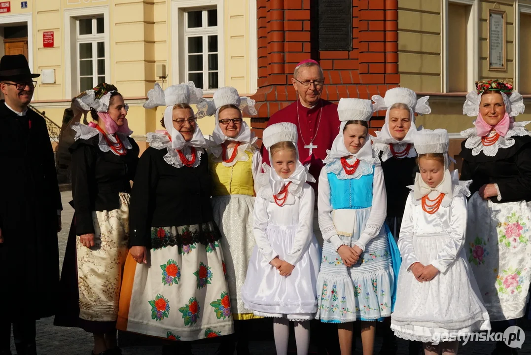 Poświęcenie figury Św. Jana Nepomucena w Krobi