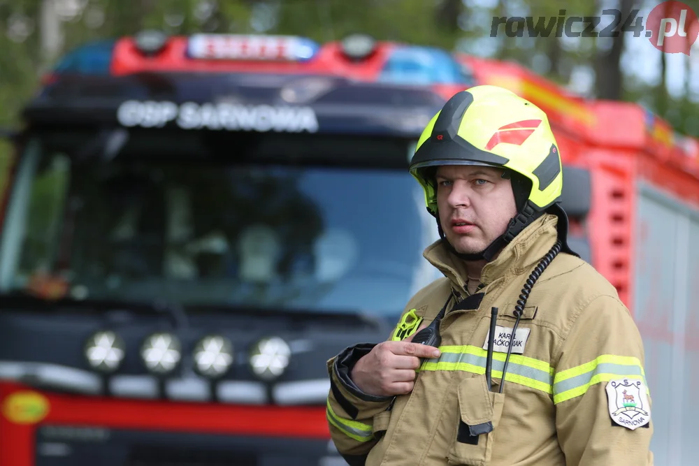 Pożar w lesie pomiędzy Zieloną Wsią a Dębnem Polskim