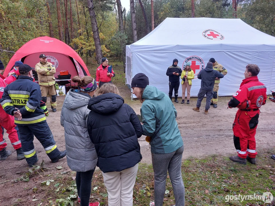 Ratownicy PCK Poznań i strażacy z OSP powiatu gostyńskiego współdziałali ramie w ramię