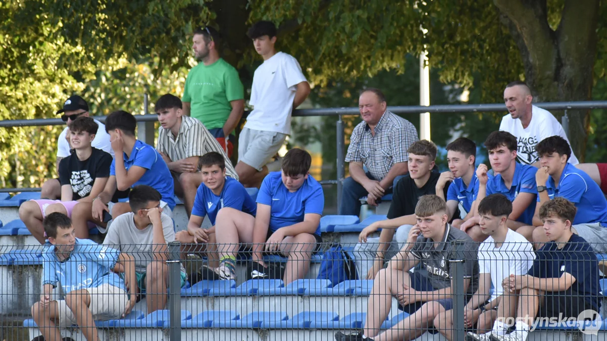 Kania Gostyń - Huragan Pobiedziska 3 : 3