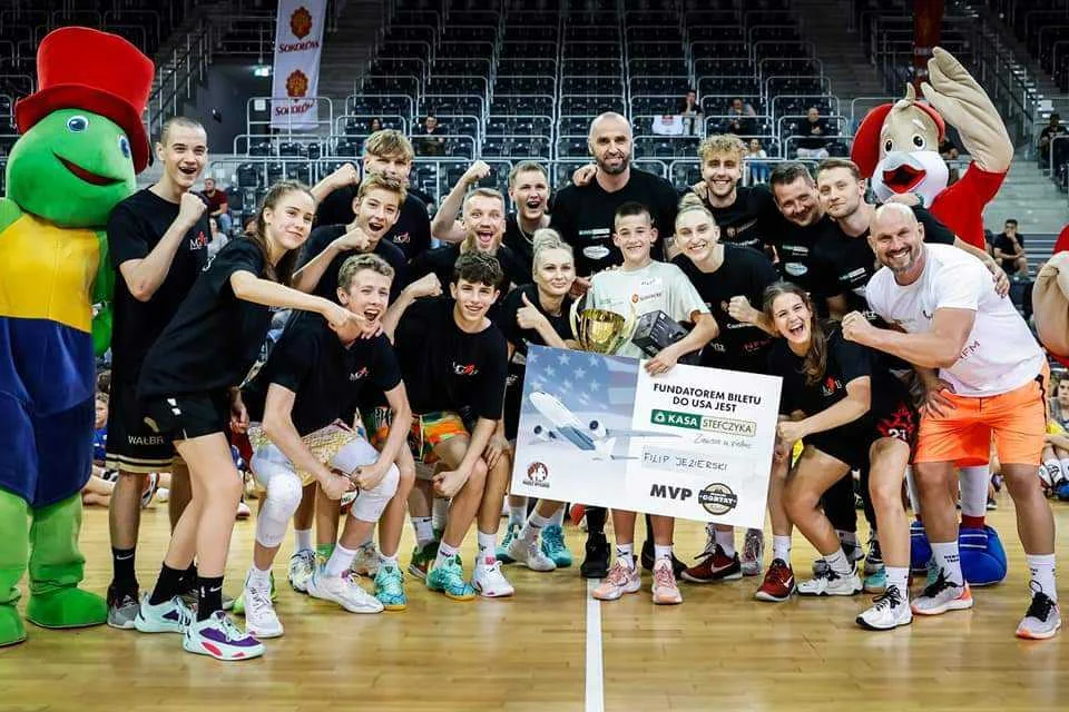 Ostrowski koszykarz zdobył MVP na obozie Marcina Gortata