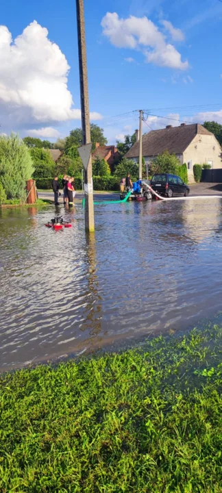 Kromolice pod wodą. Sztab Kryzysowy w Pogorzeli