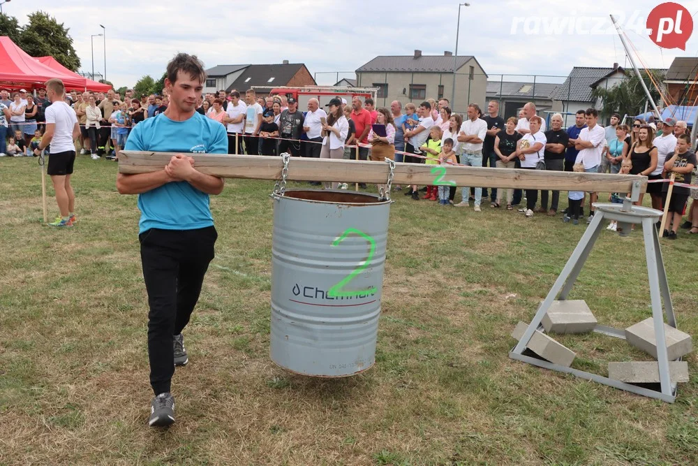 Charytatywny piknik sportowy w Szkaradowie