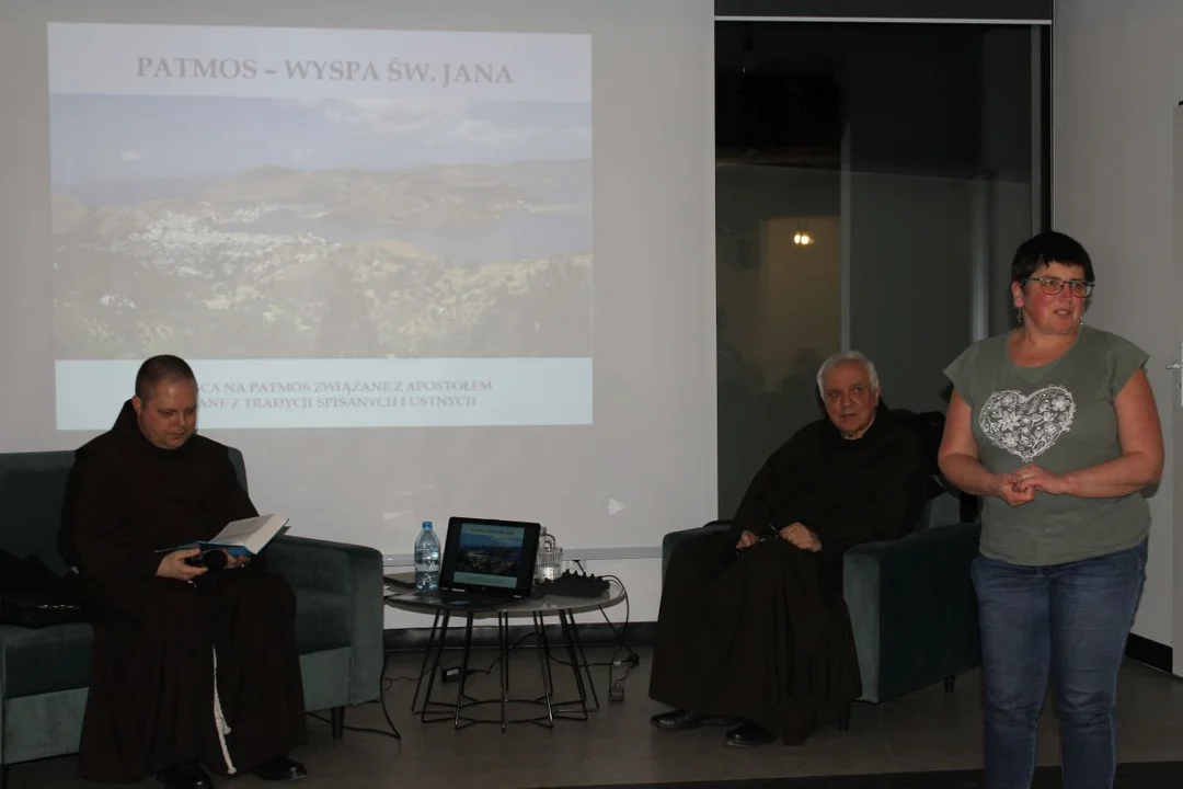 Spotkanie z biblistą - ojcem Adamem Sikorą na temat książki "Patmos - wyspa św. Jana"