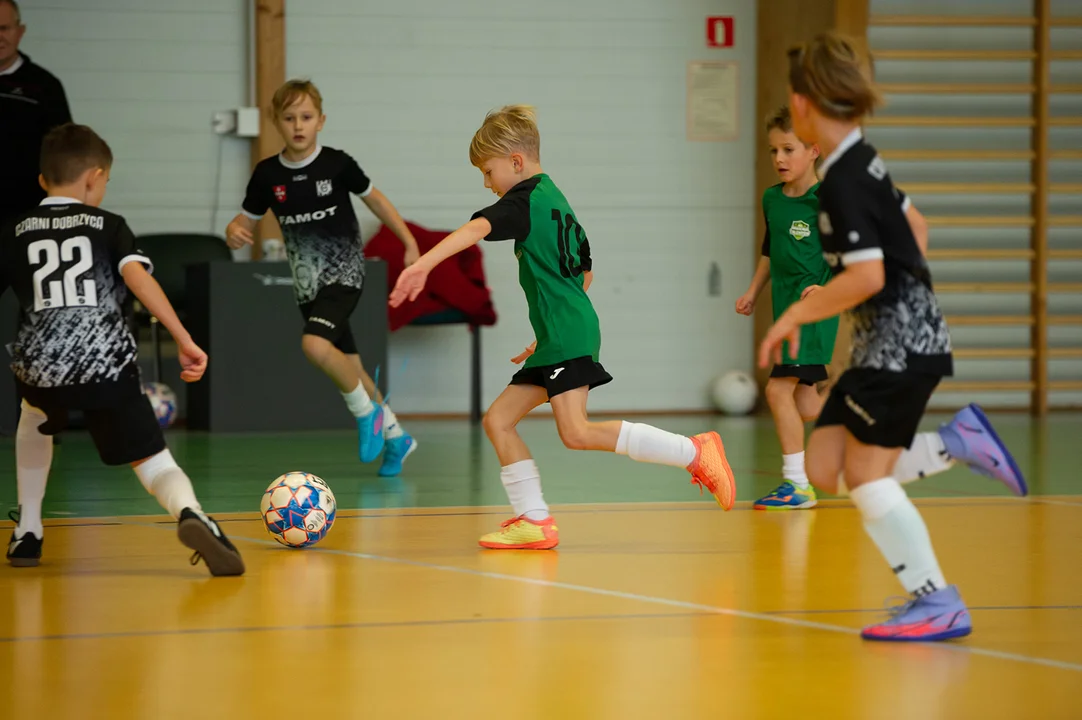 Akademia Talentów i Biały Orzeł na Sportowych Mikołajkach